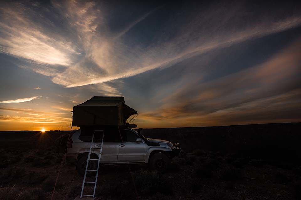 Lều cắm trại trên mái nhà UV 50+, Lều gắn trên xe jeep Thiết kế thời trang